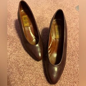 Van Eli Classic Brown Leather Heels